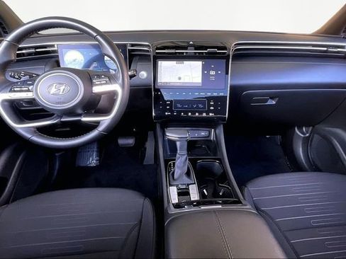 Used 2023 Hyundai Santa Cruz SEL Premium image 7