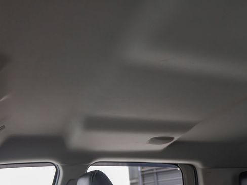 Used 2018 RAM 2500 Laramie w/ Sport Appearance Group AWD/4WD image 29