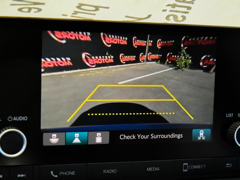Used 2025 Honda Civic Sport image 17