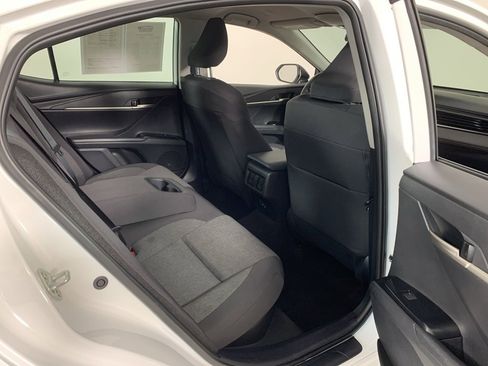 Used 2025 Toyota Camry LE image 35