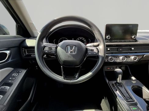 Used 2024 Honda Civic EX image 8