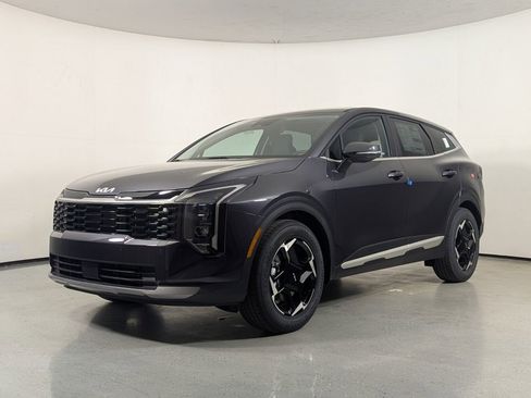New 2026 Kia Sportage EX FWD image 3