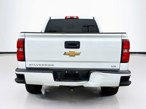 Used 2019 Chevrolet Silverado 1500 Custom image 7
