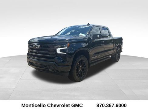 Used 2024 Chevrolet Silverado 1500 High Country w/ Midnight Edition AWD/4WD image 8