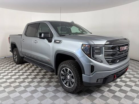 Used 2025 GMC Sierra 1500 AT4 w/ Technology Package AWD/4WD image 1