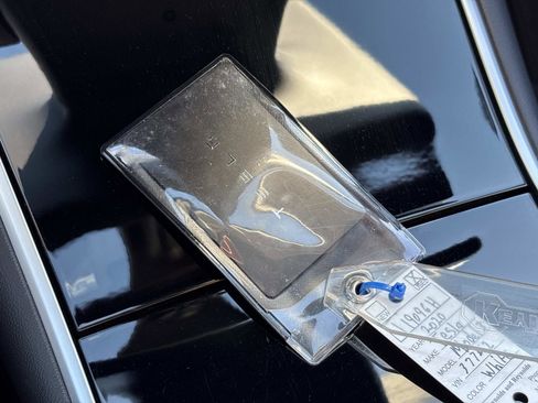 Used 2020 Tesla Model 3 Long Range image 36
