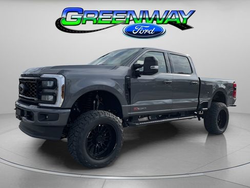 New 2026 Ford F250 Lariat w/ Black Appearance Package AWD/4WD image 1