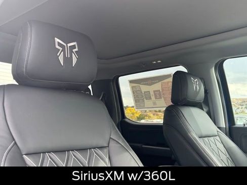 New 2026 Ford F250 XLT w/ XLT Premium Package image 32