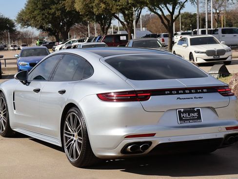 Used 2017 Porsche Panamera Turbo image 7