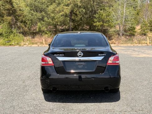 Used 2013 Nissan Altima 3.5 SV w/ Navigation Pkg FWD image 24