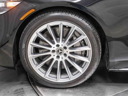 Certified 2022 Mercedes-Benz S 580 4MATIC Sedan w/ AMG Line Package image 10