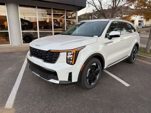 New 2025 Kia Sorento EX image 4