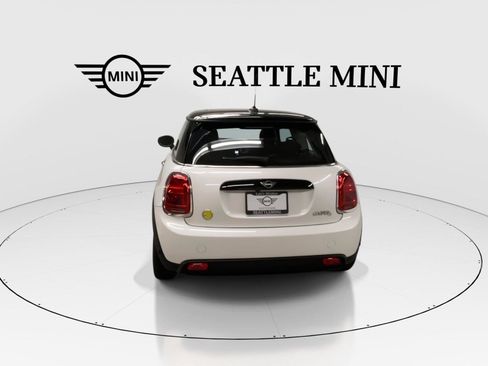Used 2024 MINI Cooper SE FWD image 10