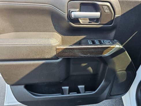 Used 2020 Chevrolet Silverado 1500 LT w/ Remote Start Package image 30