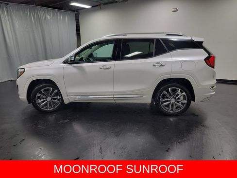 Used 2020 GMC Terrain Denali w/ Denali Premium Package AWD/4WD image 6