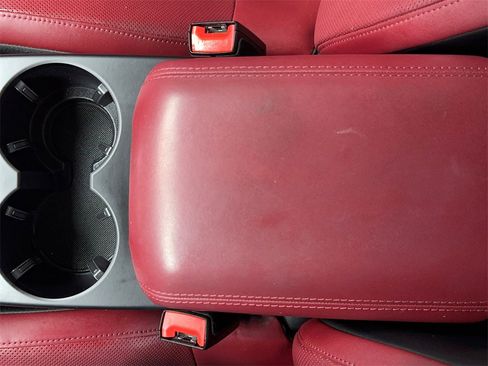 Used 2022 Porsche Macan S image 33