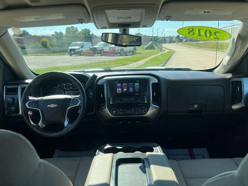 Used 2018 Chevrolet Silverado 1500 LT w/ All Star Edition AWD/4WD image 18