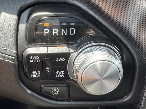 Used 2024 RAM 1500 Limited AWD/4WD image 18