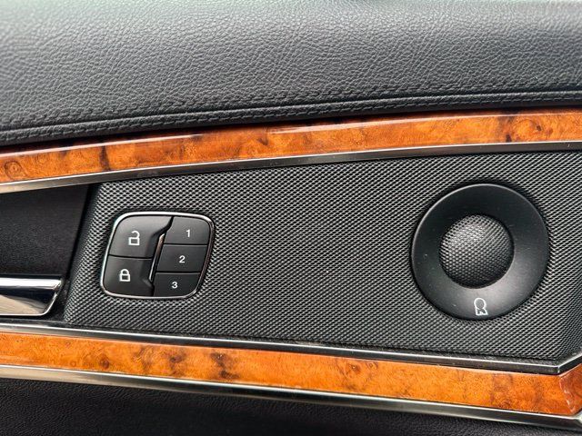 Used 2020 Lincoln Nautilus Reserve w/ Equipment Group 201A AWD/4WD image 6