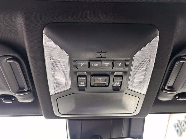 Used 2021 Toyota RAV4 SE w/ Weather & Moonroof Package AWD/4WD image 29