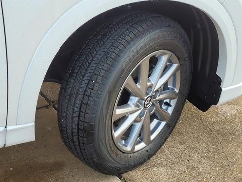 New 2025 MAZDA CX-5 AWD 2.5 S w/ Select Package image 4