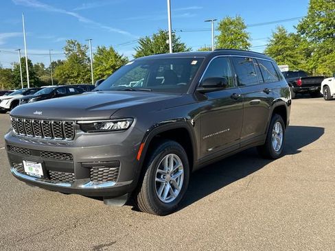 New 2025 Jeep Grand Cherokee L Laredo AWD/4WD image 5