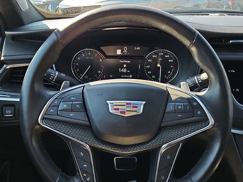 Certified 2022 Cadillac XT5 Sportv image 20