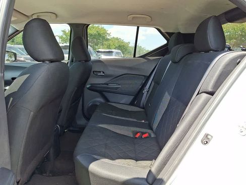 Used 2020 Nissan Kicks SV FWD image 9