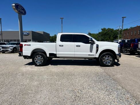 Used 2024 Ford F250 Lariat w/ Lariat Ultimate Package AWD/4WD image 8