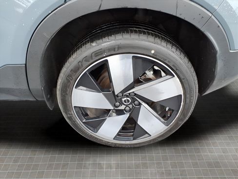 Used 2023 Volvo C40 P8 Recharge Ultimate image 5