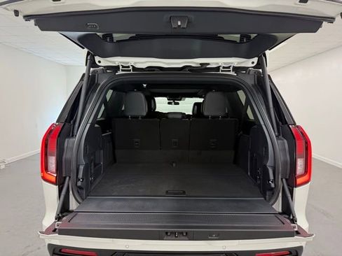 New 2026 Ford Expedition Max Platinum image 8