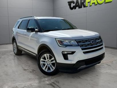 Used 2018 Ford Explorer XLT w/ Equipment Group 201A