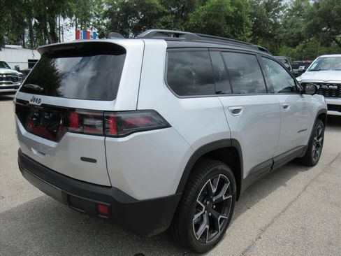 New 2026 Jeep Cherokee Overland w/ Advanced Pro Tech Group AWD/4WD image 7