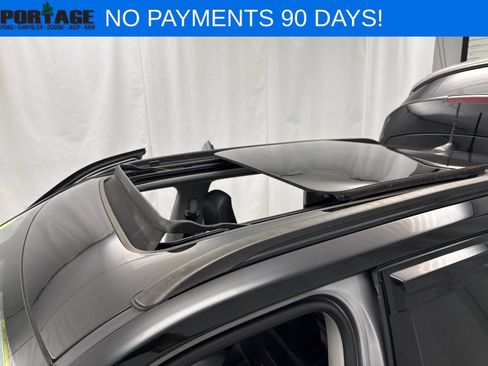Used 2022 Jeep Compass Trailhawk w/ Trailhawk Elite Group AWD/4WD image 29