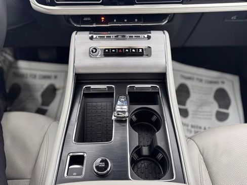 Used 2025 Lincoln Aviator Reserve w/ Illumination Package AWD/4WD image 21
