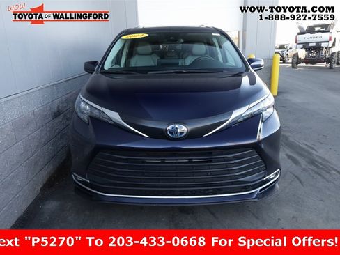 Certified 2024 Toyota Sienna XLE image 9