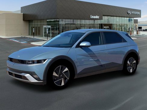 New 2026 Hyundai Ioniq 5 SEL RWD image 2
