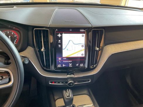 Used 2021 Volvo XC60 T6 Inscription w/ Advanced Package AWD/4WD image 15
