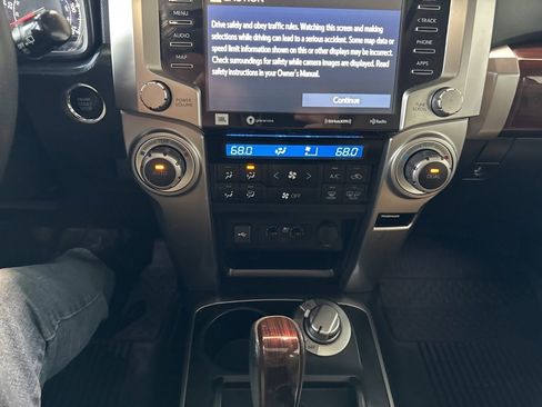 Used 2020 Toyota 4Runner Limited image 28