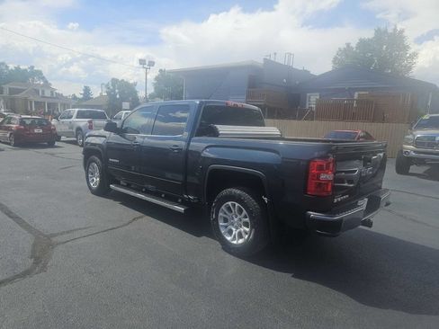 Used 2017 GMC Sierra 1500 SLE w/ SLE Value Package AWD/4WD image 9