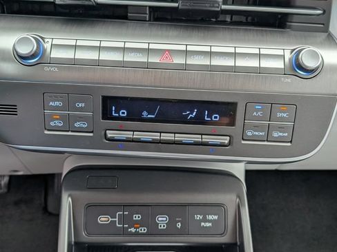 New 2026 Hyundai Kona SEL Premium AWD/4WD image 22