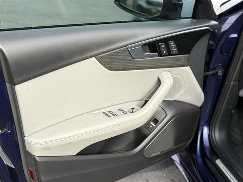 Used 2022 Audi A4 2.0T Premium Plus w/ Premium Plus Package image 16