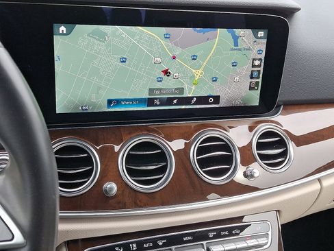 Certified 2023 Mercedes-Benz E 450 4MATIC Sedan image 17