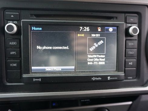 Used 2018 Toyota Tacoma SR5 image 9