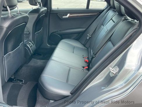 Used 2014 Mercedes-Benz C 300 4MATIC Sedan image 11
