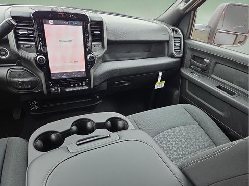 New 2026 RAM 2500 Tradesman AWD/4WD image 12