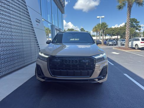 Used 2025 Audi Q7 3.0T Premium Plus image 2
