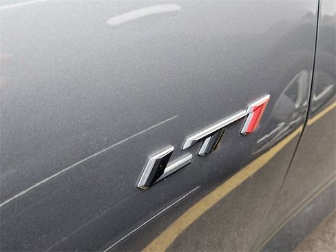 Used 2021 Chevrolet Camaro LT w/ Technology Package image 10