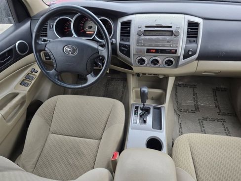 Used 2011 Toyota Tacoma 4x4 Double Cab w/ SR5 Pkg #2 image 24