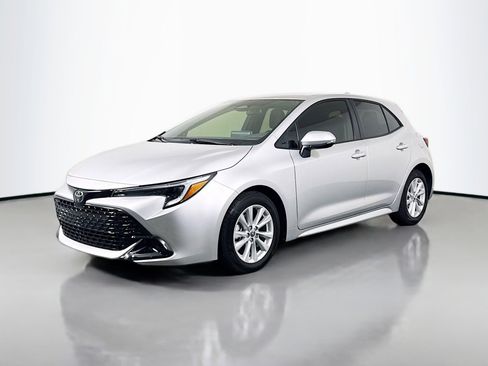 Used 2025 Toyota Corolla SE FWD image 4